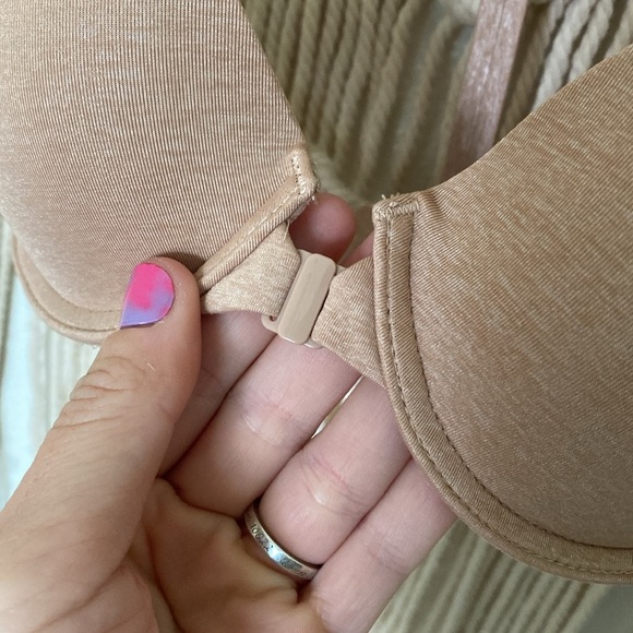 Victoria’s Secret racer Back semi Demi 32B - Picture 3 of 5